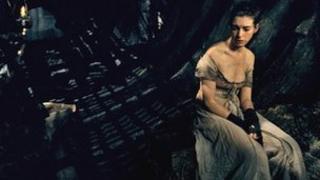 Anne Hathaway in Les Miserables
