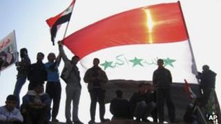 Sunni demonstrators in Fallujah on 4 Jan 2013
