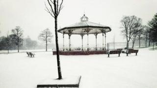Snow in Victoria Park, Widnes