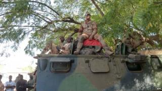 Troops from the French Navy Infantry Regiment arrive near the town of Markala to secure a strategic bridge on the Niger River on 16 January 2013