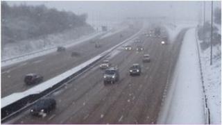 M25 between junction nine and 10