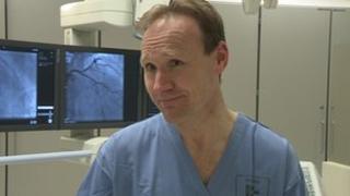 Dr Ian Menown