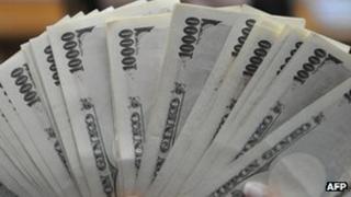 Yen notes