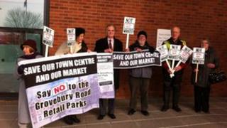 Protesters against the Grovebury Road retail parks