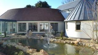Les Bourgs Hospice