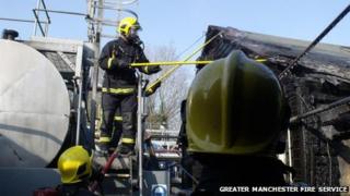 Fire service at the scene