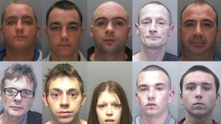 (Gyda'r cloc o'r top) Joe Kerwin, Shaun Kerwin, Jamie Byrne, Lee Ackers, Nicholas Cunningham, Kyle Ashton, Daniel Brookes, Rachel Wilkinson, CHristopher Jordan a Kevin Baron McAdnrews