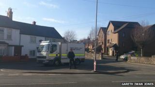 Bomb disposal van at Lenten Pool, Denbigh