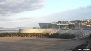 Canolfan chwaraeon Porth Eirias