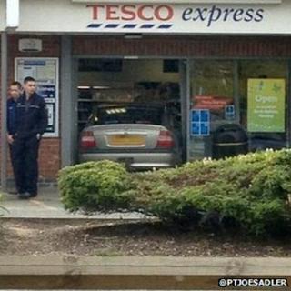 Mayor's car in the entrance to Tesco Express, Lawson Place