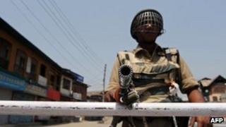 Kashmir troops
