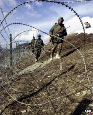 Indian soldiers on the Line of Control that divides Indian and Pakistani-administered Kashmir (file picture)