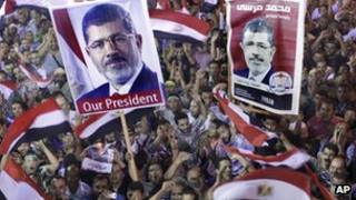 Pro-Morsi supporters in Cairo (19 July 2013)