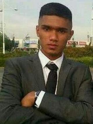 Ajmol Alom