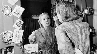 Julie Harris in 1952