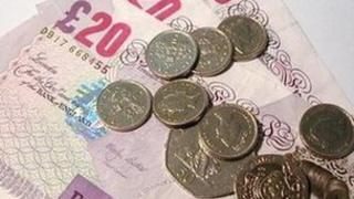 Bank notes and coins