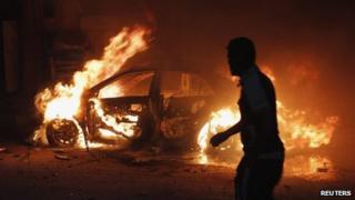 Aftermath of bombing in Baghdad (7 October 2013)