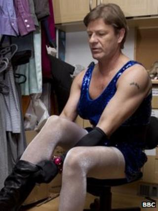Sean Bean behind the scenes