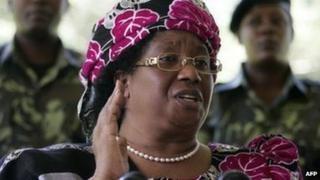 President Joyce Banda of Malawi addresses the press