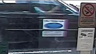 Vehicle seen in Magpie Hall Road
