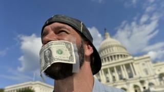 Analysts say the US government's partial shutdown has affected the dollar's popularity
