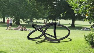 Conrad Shawcross, Three Perceptual Chords, computer-generated image of sculpture in Dulwich Park © the artist, 2013