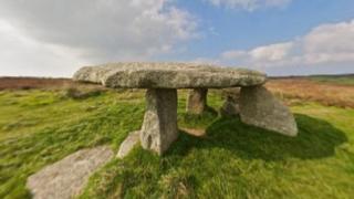 Lanyon Quoit
