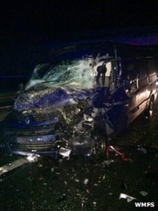 Van pic M40 crash