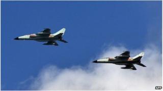 Chinese fighter jets (file image)