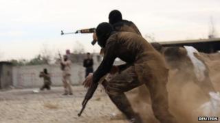 Islamist fighters near Damascus (file photo)