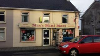 Mac's Mini Mart