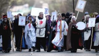 King Arthur Pendragon leads a protest against English Heritage's display of ancient human bones at Stonehenge