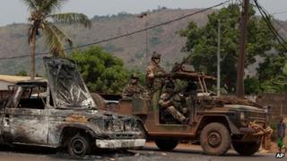 French soldiers in the Gobongo area of Bangui, 26 Dec