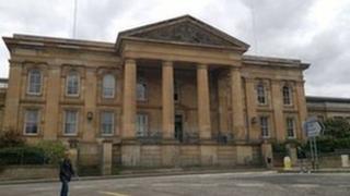 Dundee Sheriff Court