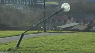 Damaged light