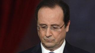 French President Francois Hollande pauses during a press conference on January 14, 2014.
