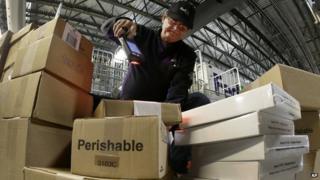 FedEx warehouse - file pic