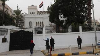 Egyptian embassy, Tripoli (25 Jan)