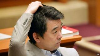 Toru Hashimoto attends Osaka's city assembly. Photo: 30 May 2013