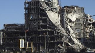Damaged building in a Homs, 14 February 2014