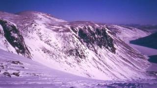 Stag Rocks and Loch Avon