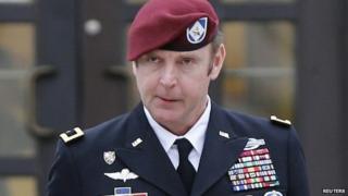 Army Brigadier General Jeffrey Sinclair leaves the courthouse at Fort Bragg in Fayetteville, North Carolina 4 March 2014
