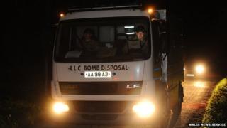 Emergency services drafted in bomb disposal experts to Wiston