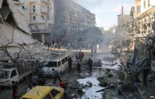 Aftermath of reported air strike in Aleppo's Halak district (1 May 2014)