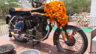 Bullet Raja motorcycle