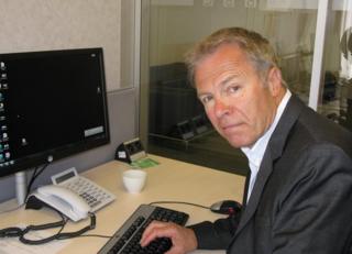 Gavin Hewitt in BBC Brussels bureau
