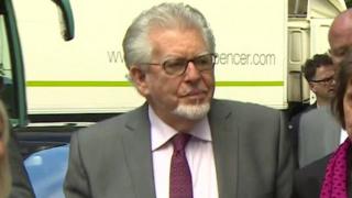 Rolf Harris arriving at court (23/5/14)