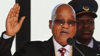 South African President Jacob Zuma takes the oath during his inauguration ceremony at the Union Buildings in Pretoria May 24, 2014.