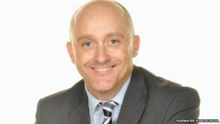 Huw Llewellyn