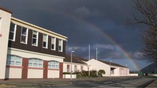 Queen Elizabeth II High School